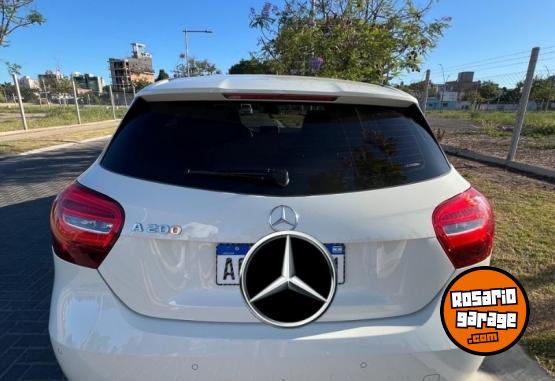 Autos - Mercedes Benz A200 2018 Nafta 70000Km - En Venta