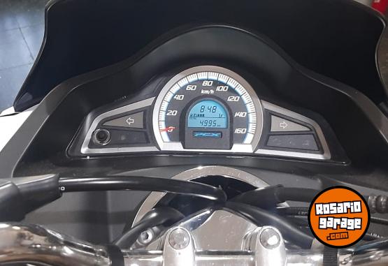 Motos - Honda PCX150 2017 Nafta 4800Km - En Venta