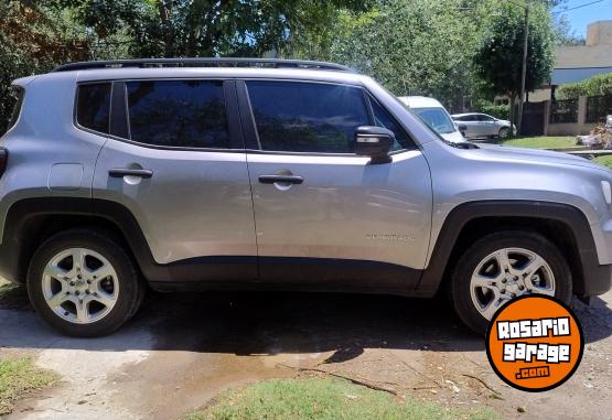 Camionetas - Jeep Renegade 1,8 At6 2024 Nafta 6900Km - En Venta