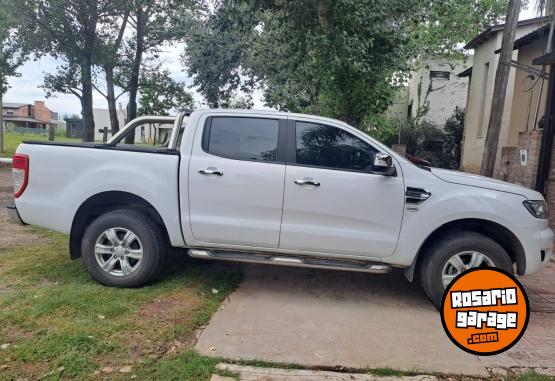 Camionetas - Ford Ranger XLT 2022 GNC 26000Km - En Venta