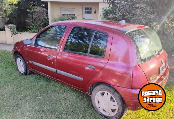 Autos - Renault Clio 2000 Nafta 227000Km - En Venta