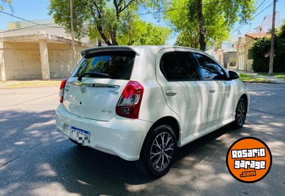 Autos - Toyota Etios xls 1.5 2023 Nafta 8000Km - En Venta