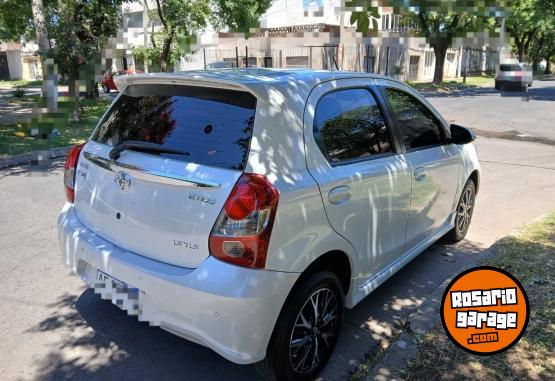 Autos - Toyota Etios xls 1.5 2023 Nafta 8000Km - En Venta