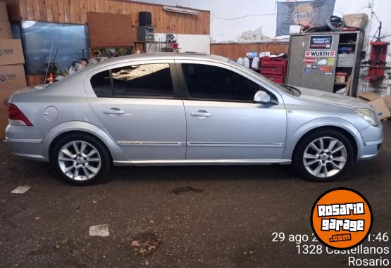 Autos - Chevrolet Vectra 2.4 CD 2006 Nafta 180000Km - En Venta