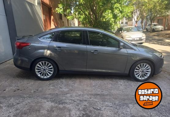 Autos - Ford TOPE DE GAMA 2016 Nafta 122000Km - En Venta