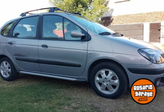 Autos - Renault Scenic 2007 Nafta 195000Km - En Venta