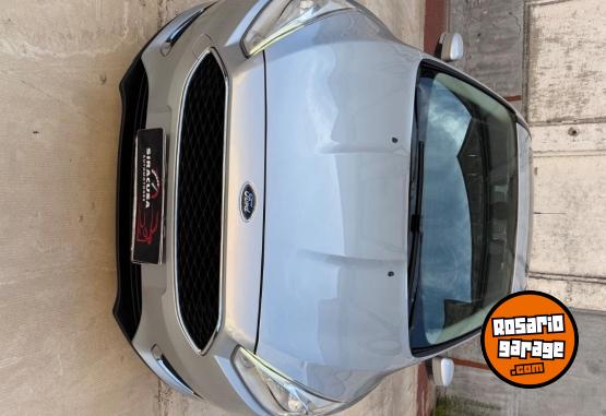 Autos - Ford Ford Focus SE PLUS 2016 Nafta 116000Km - En Venta