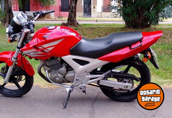 Motos - Honda Cbx 2013 Nafta 40000Km - En Venta