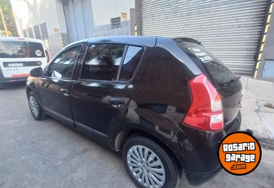 Autos - Renault Sandero 2012 GNC 111111Km - En Venta