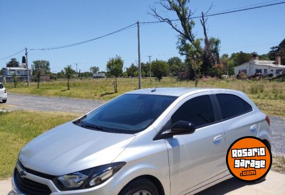 Autos - Chevrolet Onix Joy Black 1.4 2021 Nafta 28000Km - En Venta