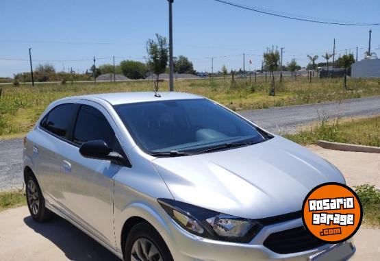 Autos - Chevrolet Onix Joy Black 1.4 2021 Nafta 28000Km - En Venta