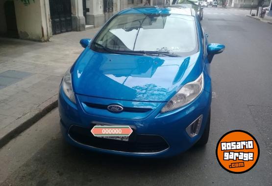 Autos - Ford Fiesta Titanium 2013 Nafta 112000Km - En Venta