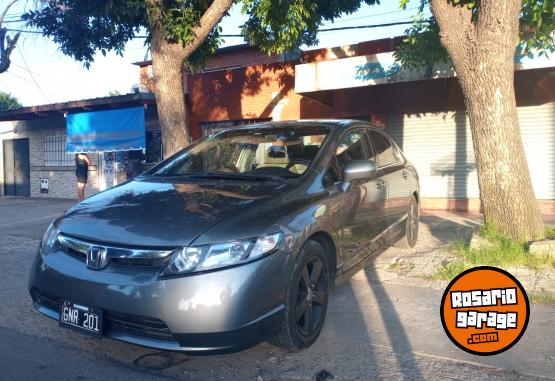 Autos - Honda Civic 2007 Nafta 190000Km - En Venta