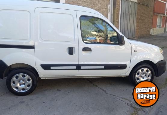 Utilitarios - Renault Kangoo 2013 Nafta 130000Km - En Venta