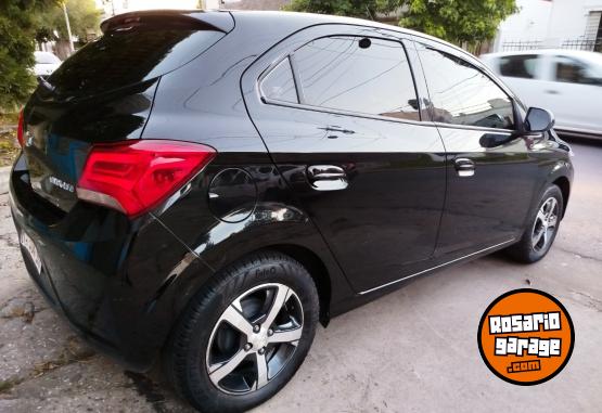 Autos - Chevrolet Onix 2017 Nafta 120000Km - En Venta