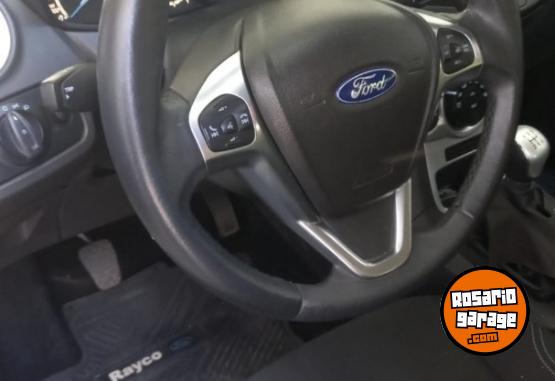 Autos - Ford Fiesta 2014 Nafta 120000Km - En Venta