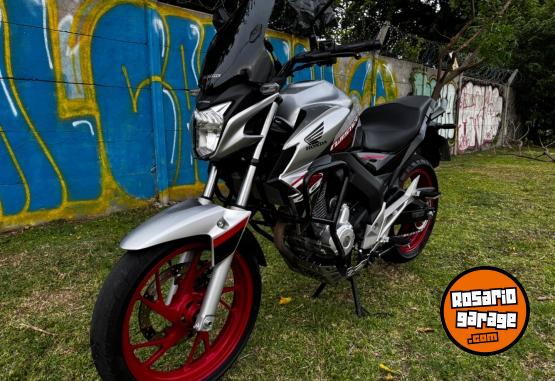 Motos - Honda Cb250 twister 2022 Nafta 8500Km - En Venta