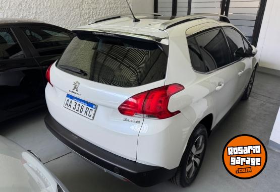 Autos - Peugeot 2008 2016 Nafta 100000Km - En Venta