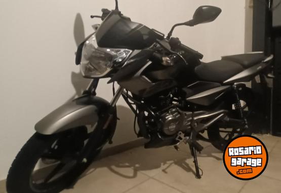 Motos - Bajaj ROUSER 125 2023 Nafta 2000Km - En Venta