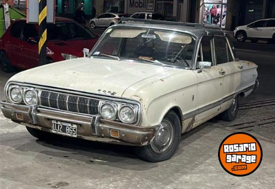 Autos - Ford Falcon Futura 1981 Nafta 100000Km - En Venta