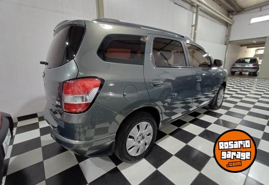 Autos - Chevrolet Spin eco duster corsa 2013 GNC 131000Km - En Venta