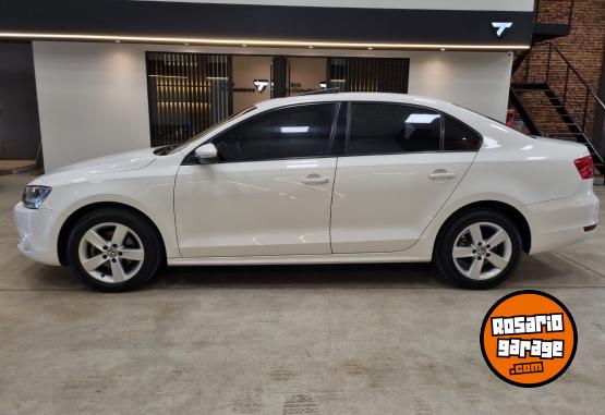 Autos - Volkswagen VENTO 2.5 LUXURI MANUAL 2012 Nafta 189000Km - En Venta