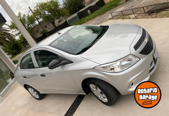 Autos - Chevrolet PRISMA LT 2015 Nafta 85371Km - En Venta