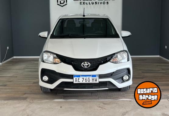 Autos - Toyota Etios XLS  4 Puertas 2021 Nafta 70448Km - En Venta