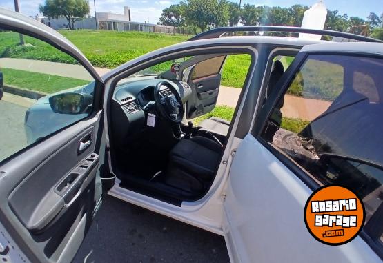 Autos - Volkswagen Suran 2012 GNC 291000Km - En Venta