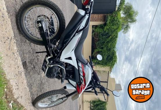 Motos - Honda Xr 190 l 2024 Nafta 3000Km - En Venta