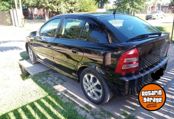 Autos - Chevrolet Astra 2011 GNC 157500Km - En Venta