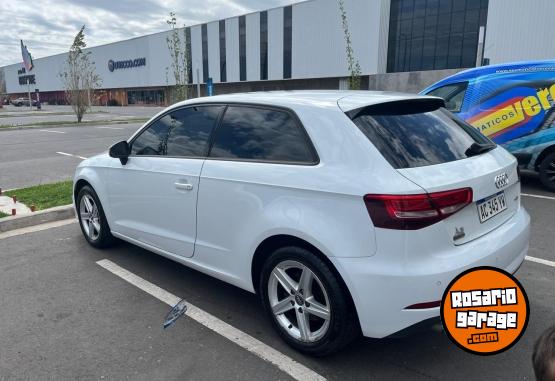 Autos - Audi A3 sportback  stronic 2018 Nafta 81000Km - En Venta