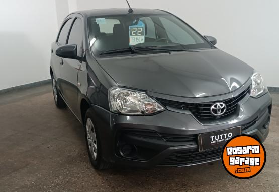 Autos - Toyota Etios 2022 Nafta  - En Venta