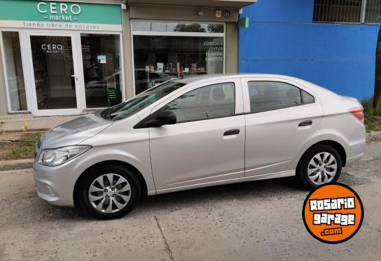 Autos - Chevrolet Prisma joy LS 2017 Nafta 200000Km - En Venta