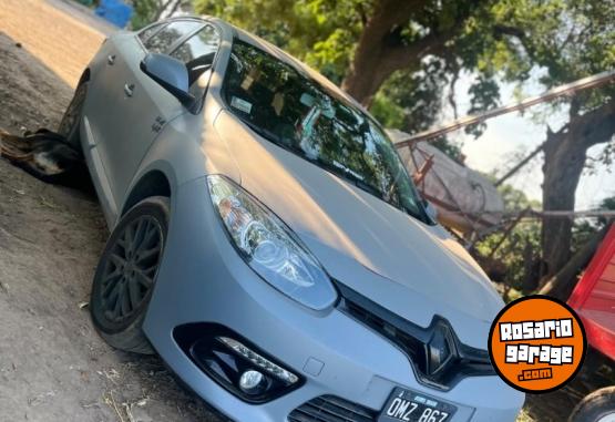 Autos - Renault Fluence 2.0 2015 Nafta 130Km - En Venta