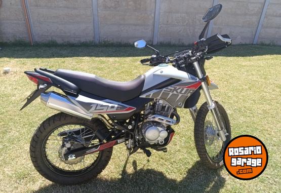 Motos - Motomel SKUA EDICION LIMITADA 2024 Nafta 13Km - En Venta