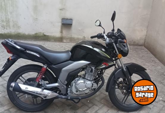 Motos - Suzuki GSX125R 2023 Nafta 1000Km - En Venta