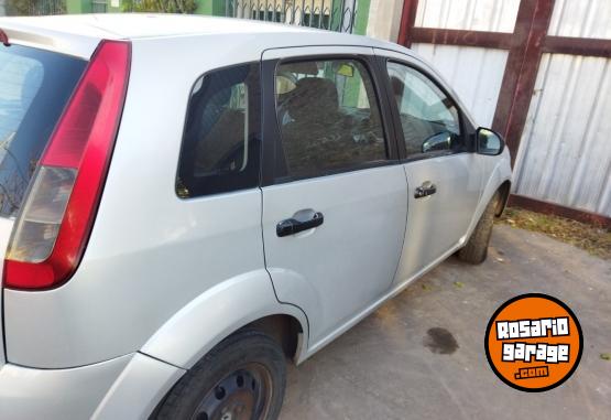 Autos - Ford Fiesta 2010 Nafta 192000Km - En Venta