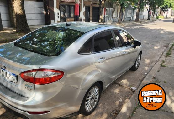 Autos - Ford FIESTA SE PLUS 2016 Nafta 395000Km - En Venta