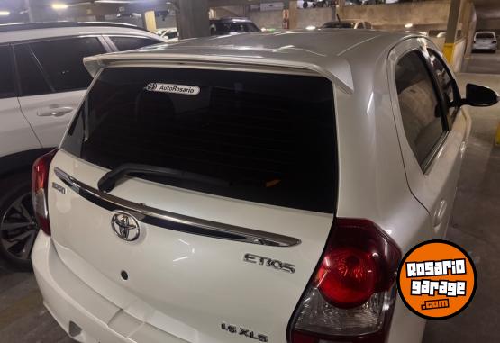 Autos - Toyota Etios 2018 Nafta 35000Km - En Venta