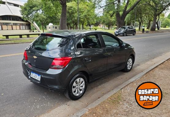 Autos - Chevrolet Onix 2019 Nafta 63000Km - En Venta