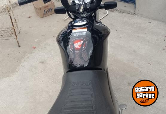 Motos - Honda Titan 150 esd 2014 Nafta 28000Km - En Venta