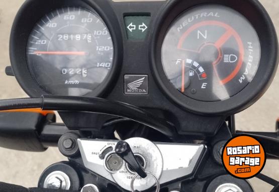 Motos - Honda Titan 150 esd 2014 Nafta 28000Km - En Venta