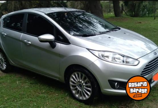 Autos - Ford Fiesta se powershift 2016 Nafta 98500Km - En Venta