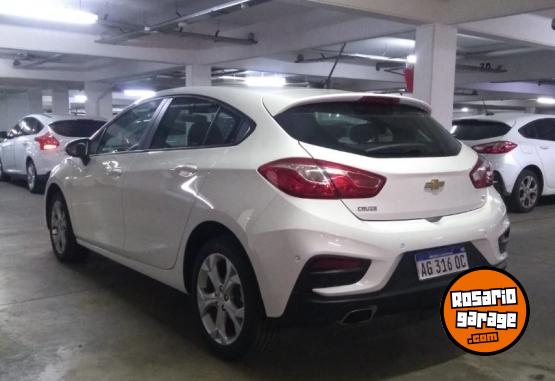 Autos - Chevrolet Cruze LT 2023 Nafta 400Km - En Venta