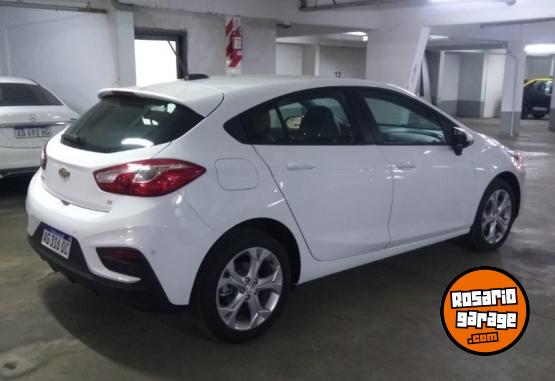 Autos - Chevrolet Cruze LT 2023 Nafta 400Km - En Venta