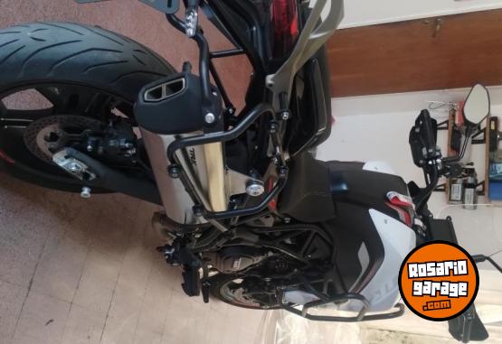 Motos - Benelli Trk 702 2024 Nafta 260Km - En Venta