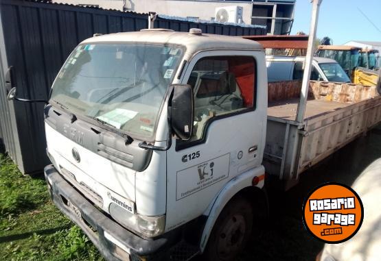 Camiones y Gras - LIQUIDO CONTADO!! CAMION DFM Duolica  2012	Turbo diesel 3.0 Cummins  - Ao 2012 - 96.394 km	Caja playa barandas Volcables - En Venta