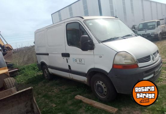 Utilitarios - Renault MASTER 2011 Diesel 296000Km - En Venta