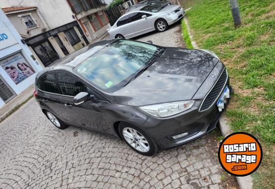 Autos - Ford Focus 1.6 2017 GNC 130000Km - En Venta